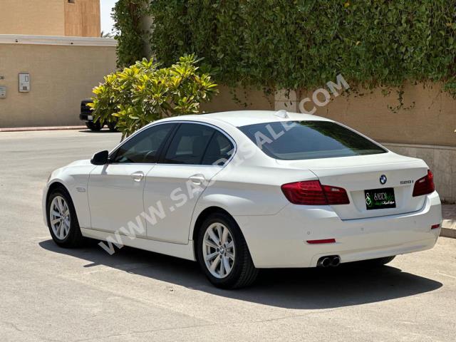 2016 بي ام دبليو الفئة الخامسة 520 أي