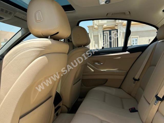 2016 بي ام دبليو الفئة الخامسة 520 أي