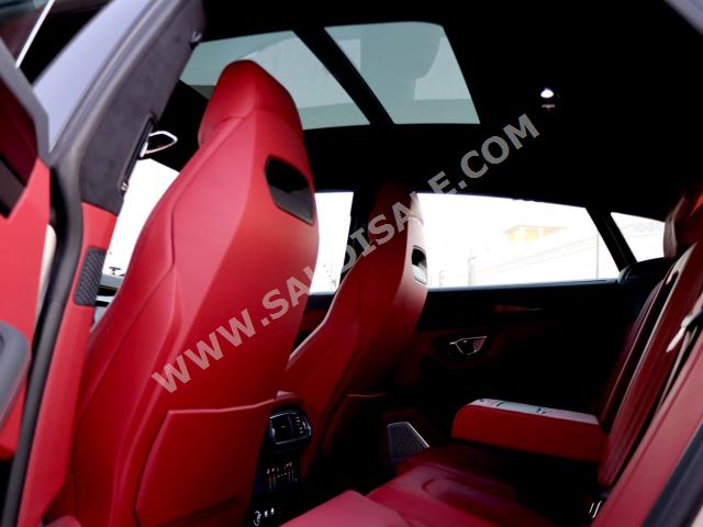 2021 Lamborghini URUS