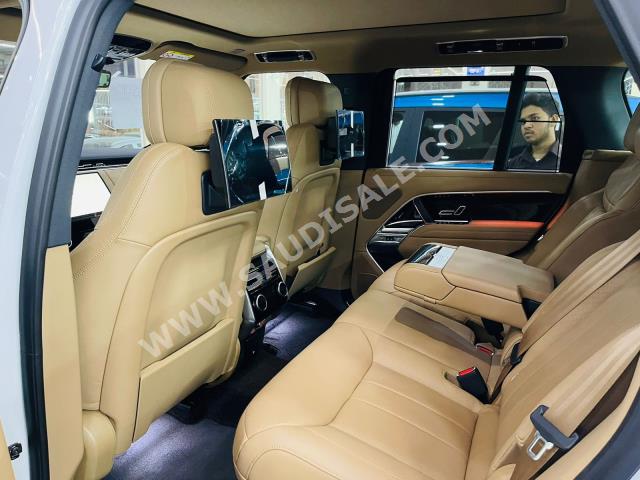 2023 لاند روفر رينج روفر فوج اتش اس اي