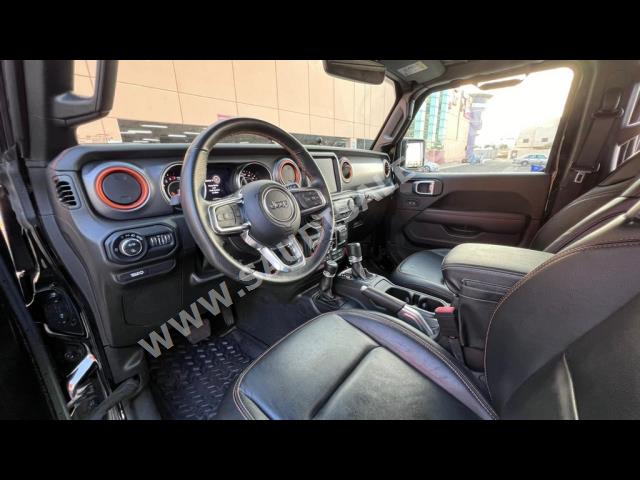 2022 جييب جلادياتور ساند رانر