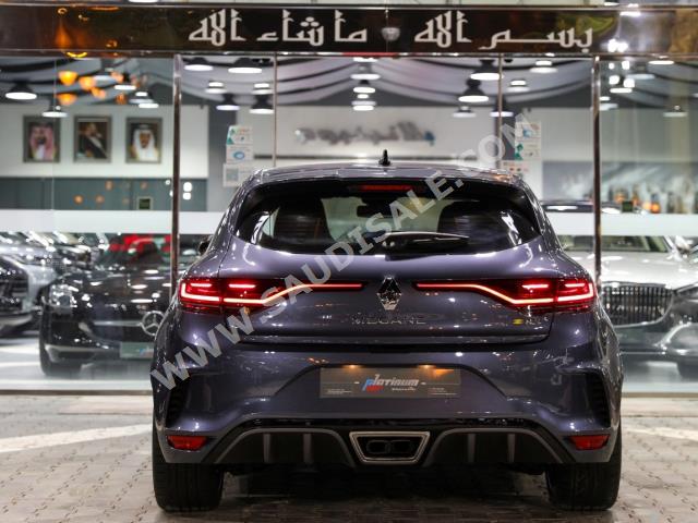2022 رينو ميجان ار اس