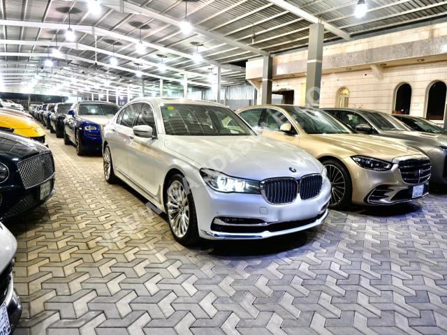 2019 بي ام دبليو الفئة السابعة 740 إل أي