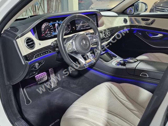 2018 مرسيدس - بنز إس 63 أي إم جي