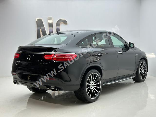 2019 مرسيدس - بنز جي إل إي 43 أي إم جي