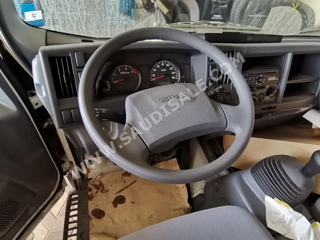 2020 Isuzu Dyna