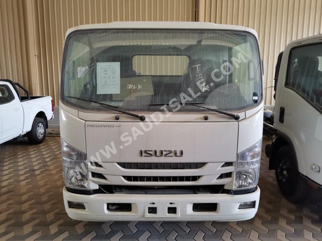 2020 Isuzu Dyna