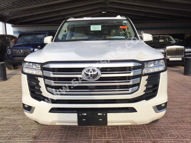 2023 تويوتا لاند كروزر جي اكس ار