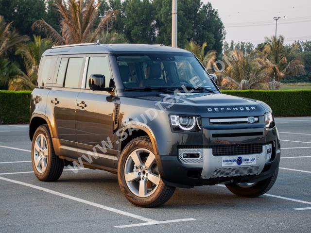 2023 لاند روفر ديفيندر