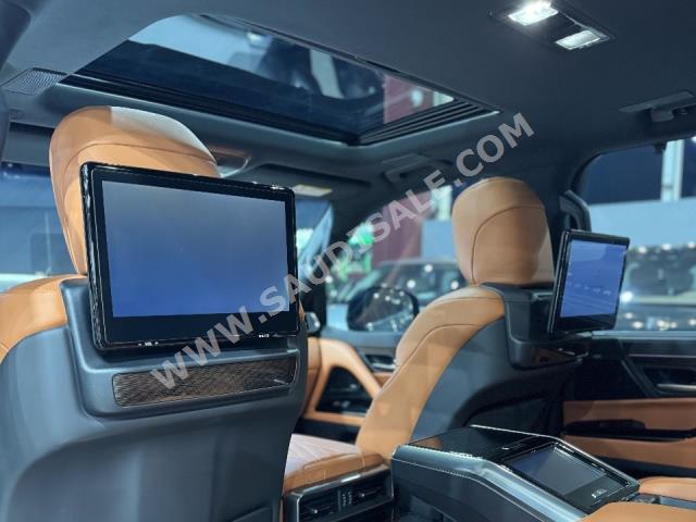 2023 لكزس إل إكس 600 في أي بي