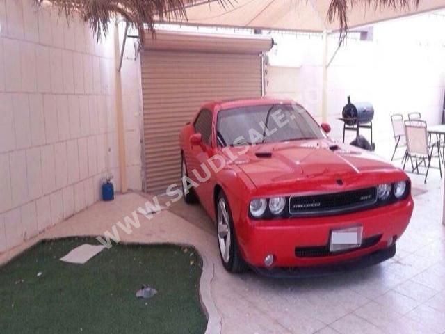 2010 Dodge Challenger SRT8