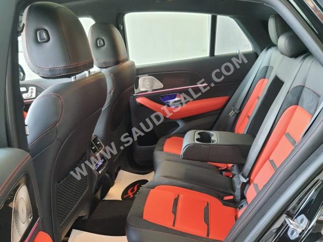 2022 مرسيدس - بنز جي إل إي 63إس أي إم جي