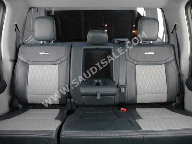 2023 فورد اف 150