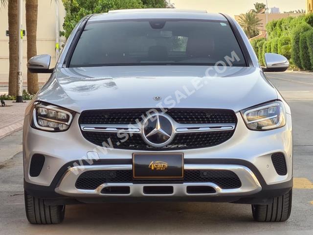 2020 مرسيدس - بنز جي إل سي 300