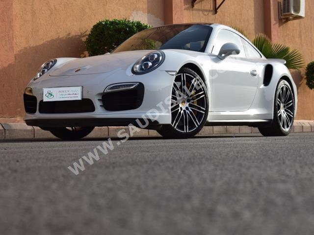 2015 Porsche 911 Turbo S