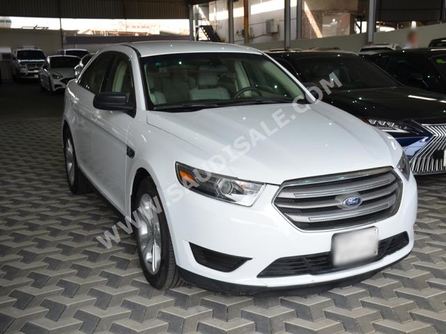 2018 Ford Taurus