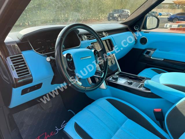 2014 لاند روفر رينج روفر فوج