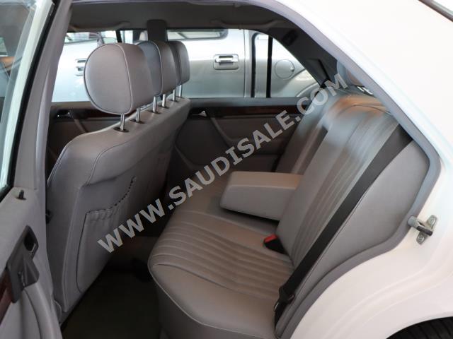 1994 مرسيدس - بنز إي 280