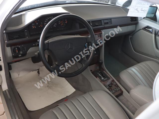 1994 مرسيدس - بنز إي 280