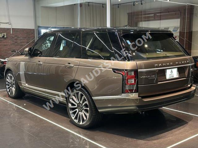 2015 لاند روفر رينج روفر فوج سوبر تشارج