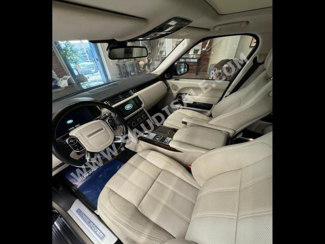 2015 لاند روفر رينج روفر فوج سوبر تشارج