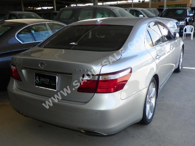 2007 Lexus LS 460