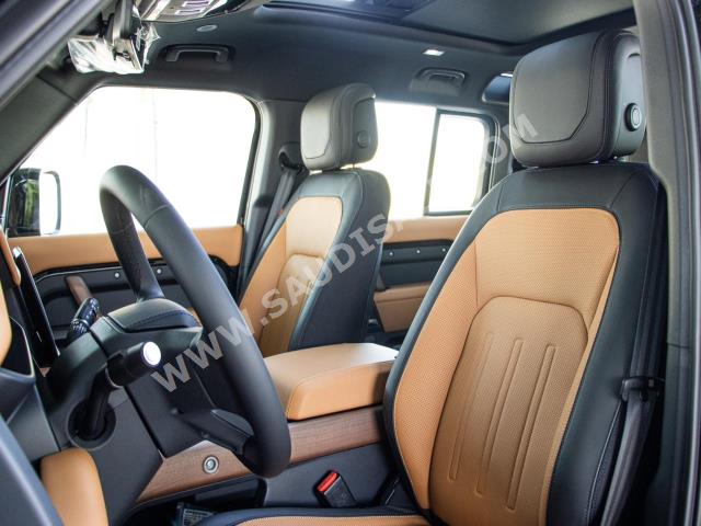 2024 لاند روفر ديفيندر اكس