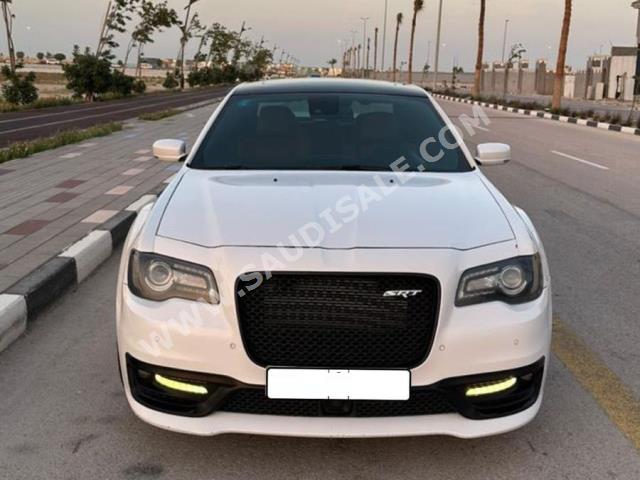 2016 Chrysler 300 SRT