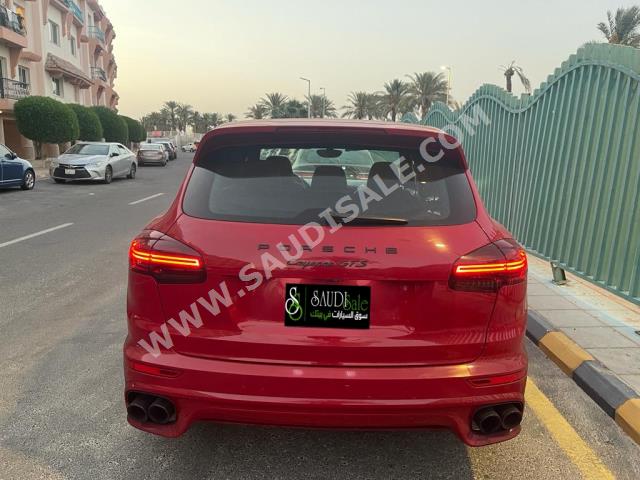 2016 بورش كايين جي تي اس