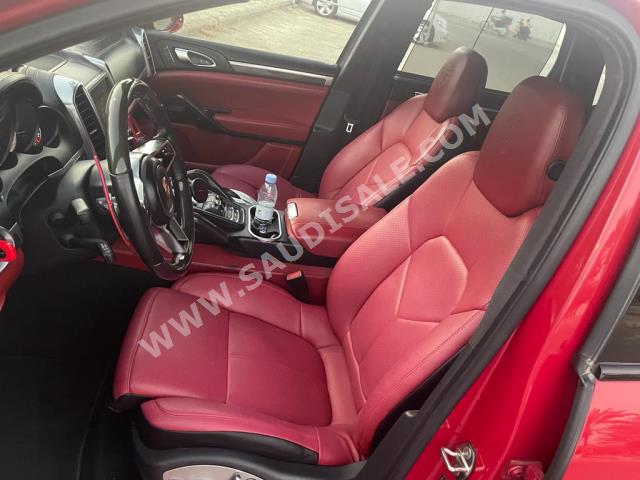 2016 بورش كايين جي تي اس