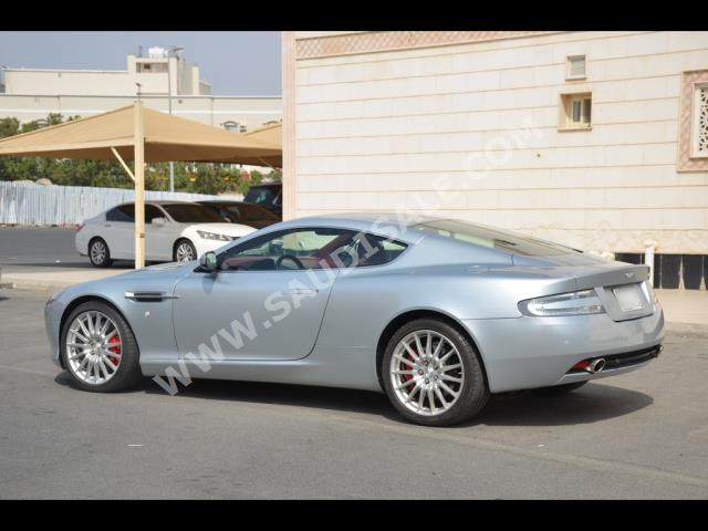 2009 استون مارتن دي بي 9