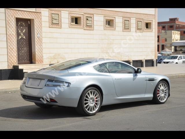 2009 استون مارتن دي بي 9