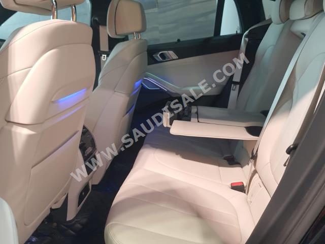 2022 بي ام دبليو الفئة اكس 6