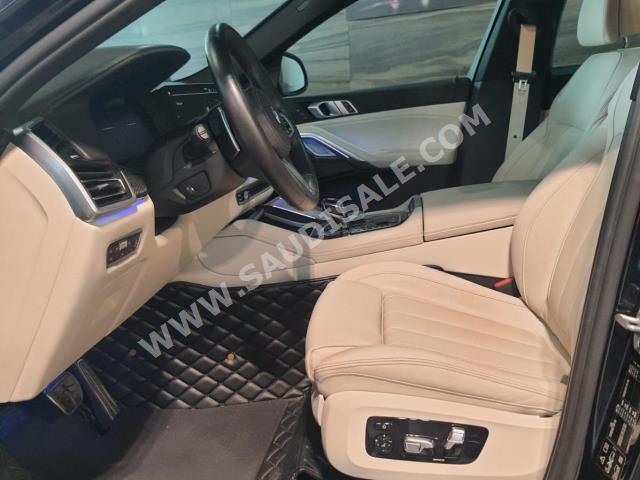 2022 بي ام دبليو الفئة اكس 6