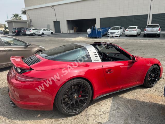 2016 بورش 911 تارجا 4 اس