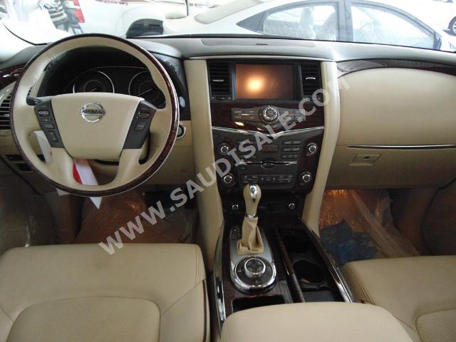 2016 نيسان باترول بلاتينيوم