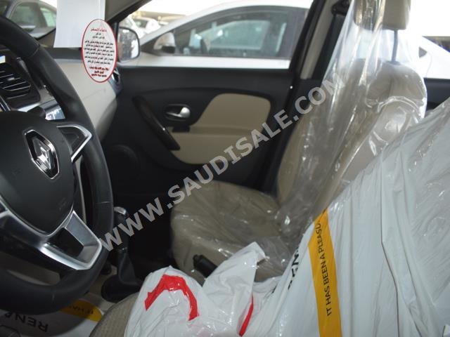 2017 رينو سيمبول