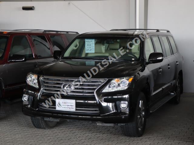 2014 لكزس إل إكس 570