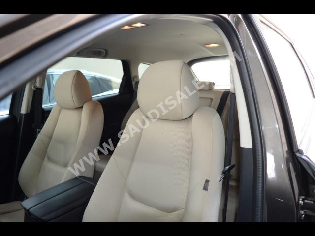 2017 مازدا سي اكس 9