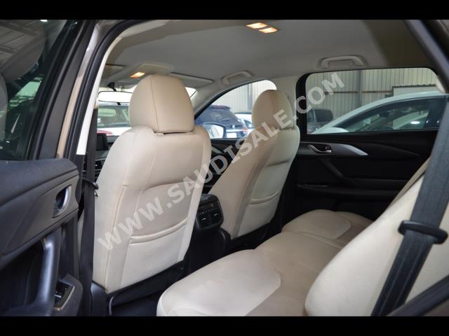 2017 مازدا سي اكس 9