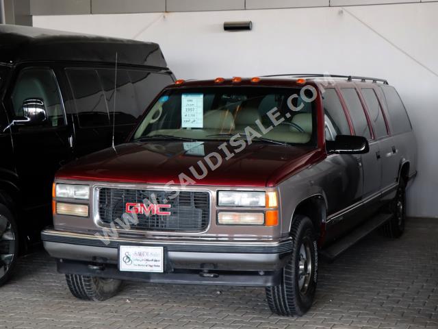 1997 جي ام سي سوبربان