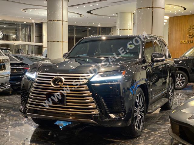 2023 لكزس إل إكس 600