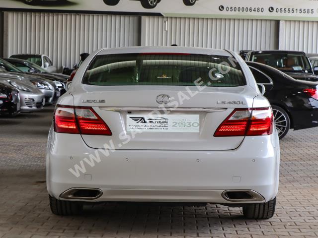 2010 لكزس إل إس 460 إل