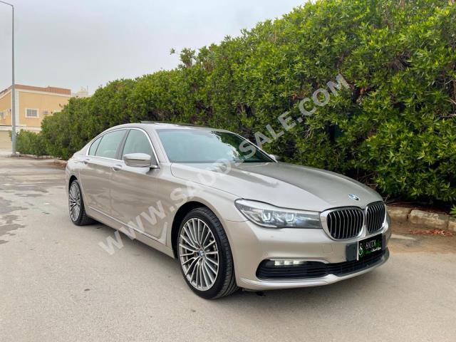 2016 بي ام دبليو الفئة السابعة 730 إل أي