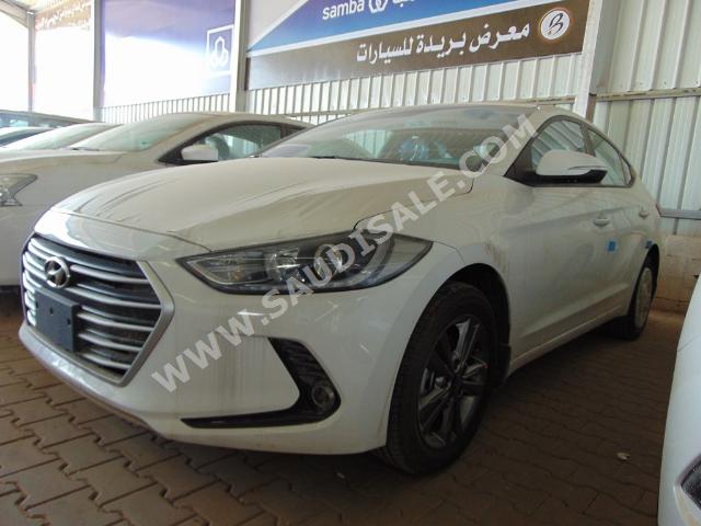 2016 هيونداي النترا