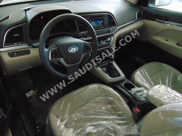 2016 هيونداي النترا