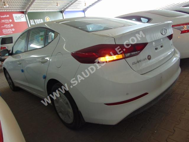 2016 هيونداي النترا