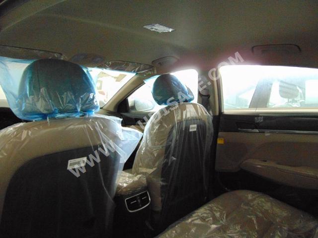 2016 هيونداي النترا