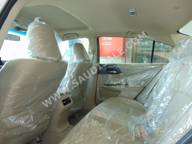 2015 هوندا اكورد