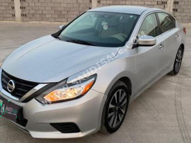 2017 نيسان التيما